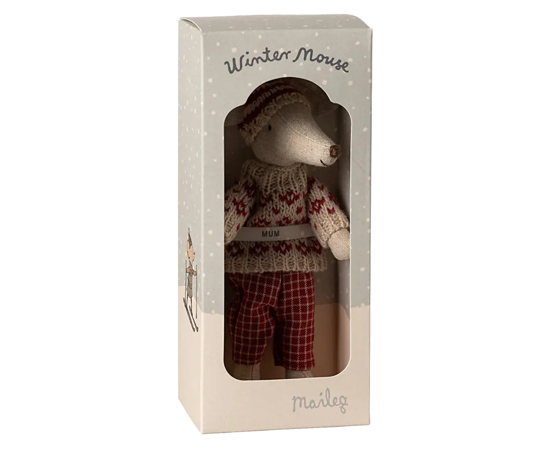 Winter Mouse with Ski Set - Mum & Dad